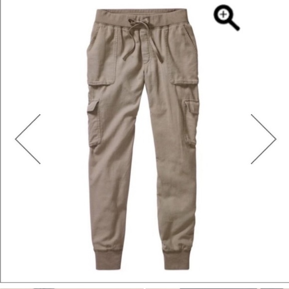 Aritzia Community Cebu Cargo Jogger Pants - Picture 9 of 9
